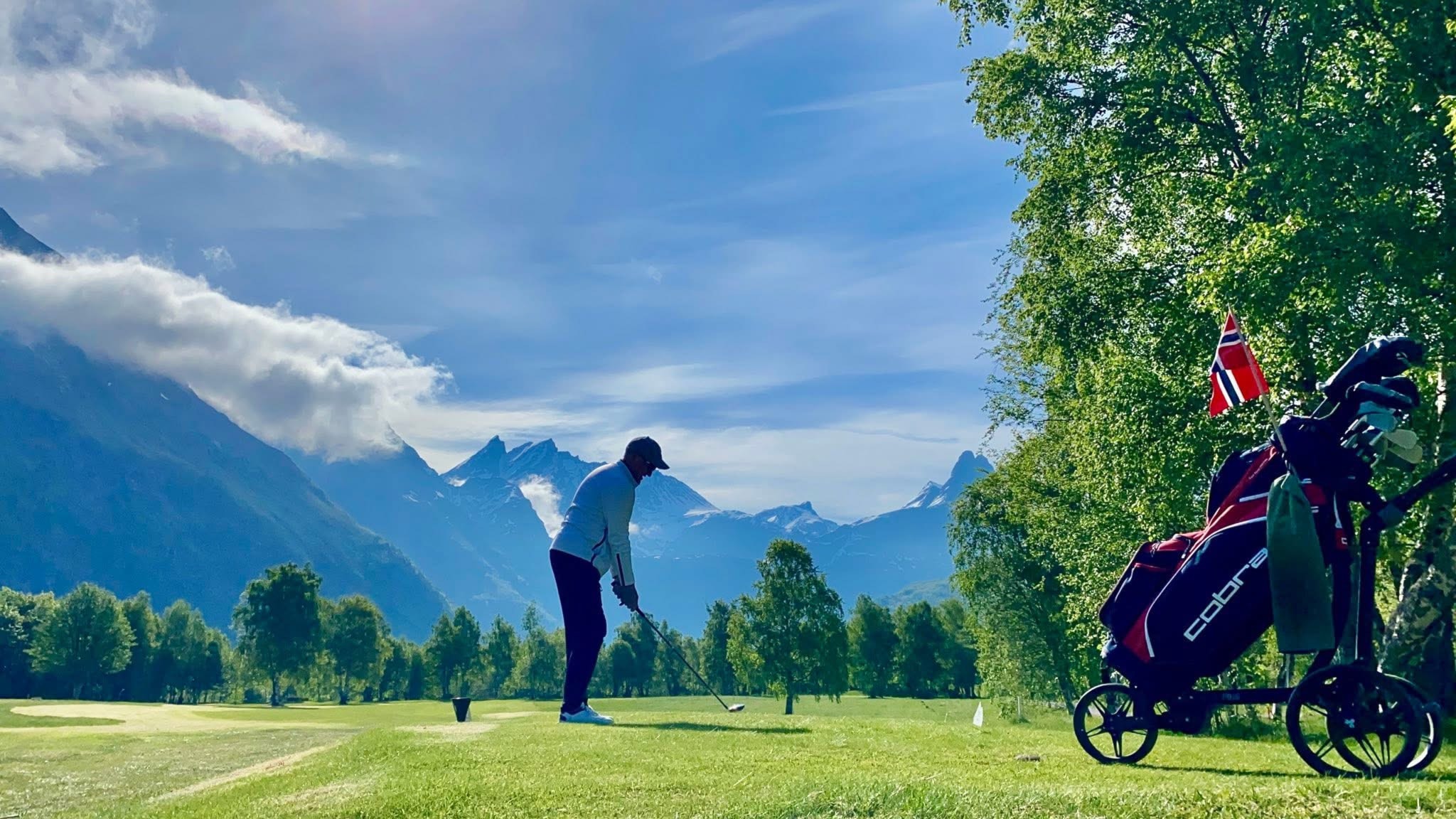 Gratulerer med dagen!!